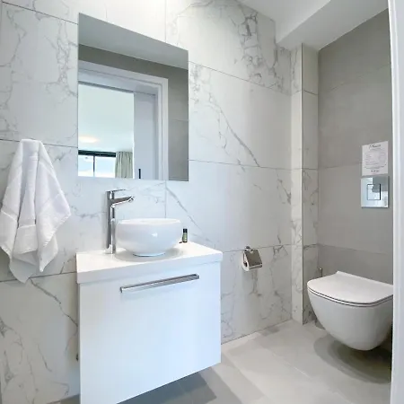 Phaedrus Living White Hills Panoramic View Apartment