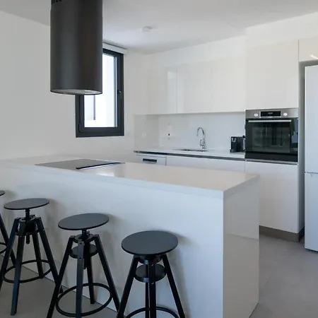 Phaedrus Living White Hills Panoramic View Apartment